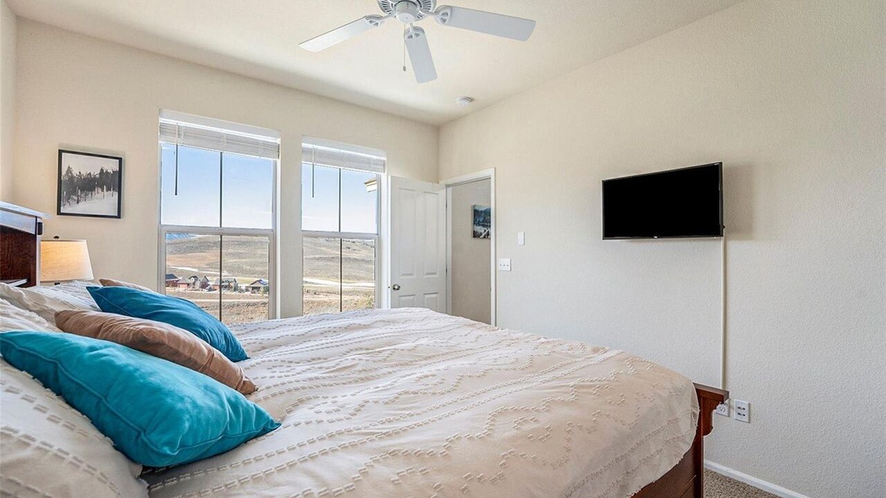 Photo of Bedroom in Silvercreek