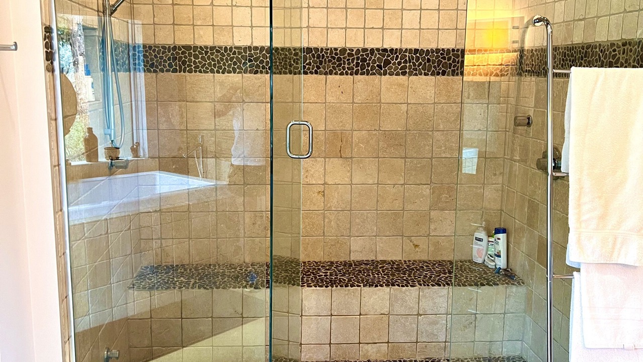 Photo of Bathroom in Golden Gate Canyon