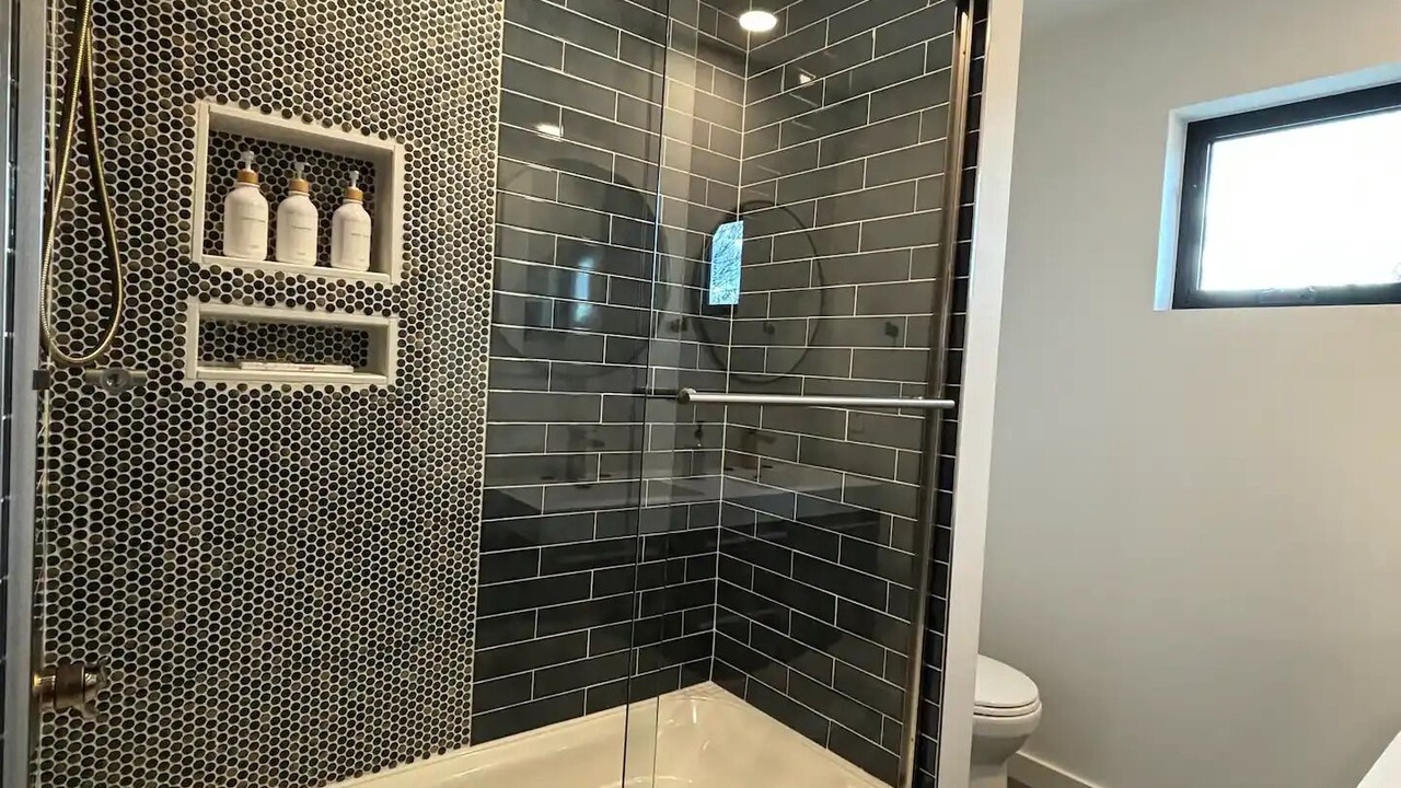 Photo of Bathroom in Sunnyside