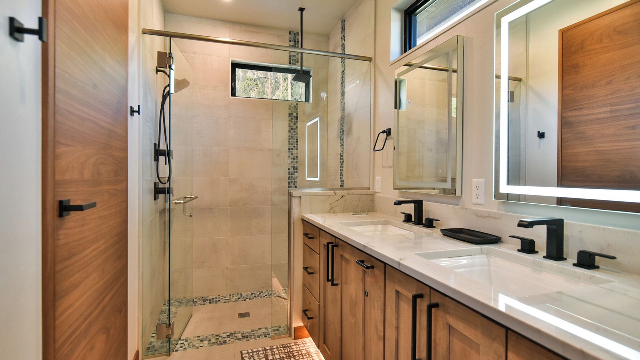 Photo of Bathroom in The Reserve