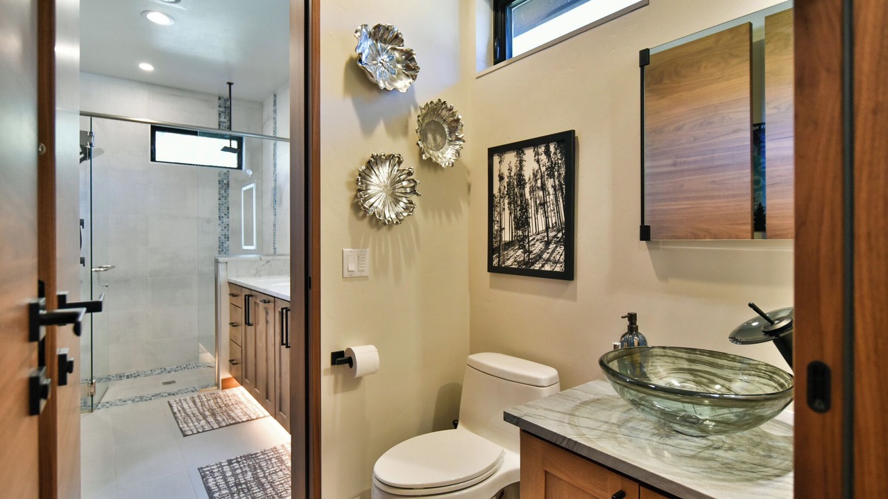 Photo of Bathroom in The Reserve