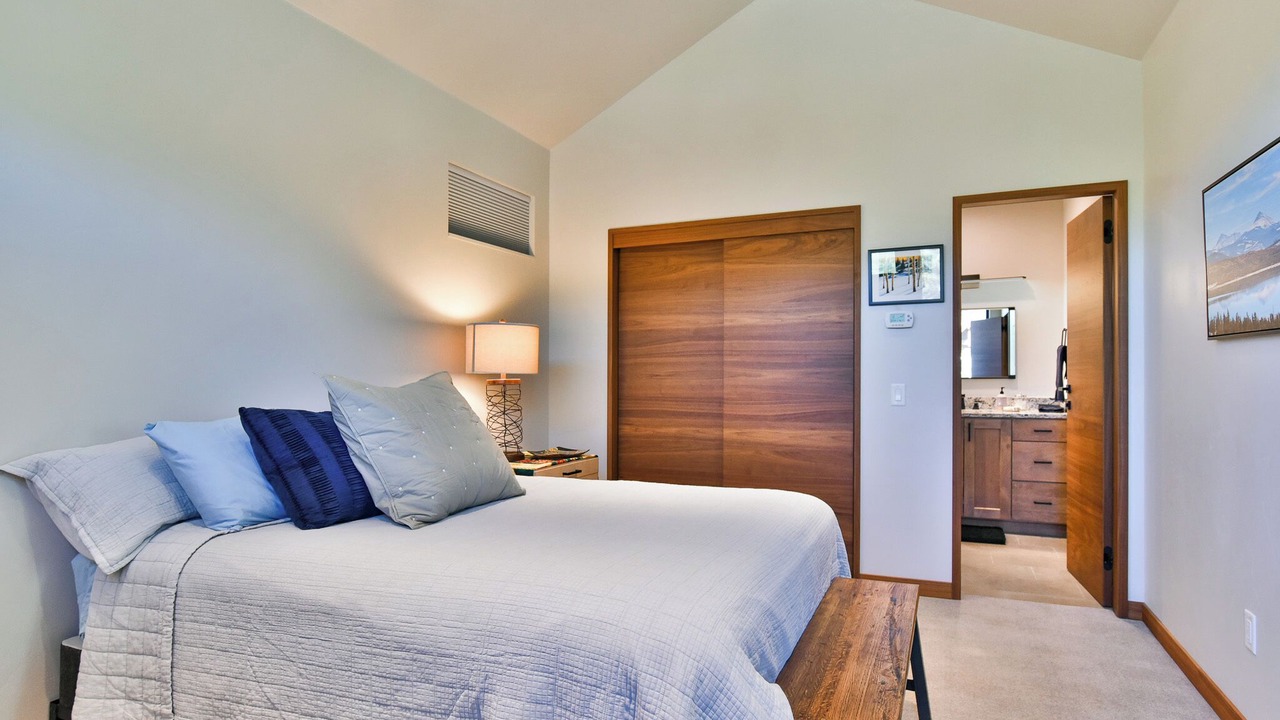 Photo of Bedroom in The Reserve