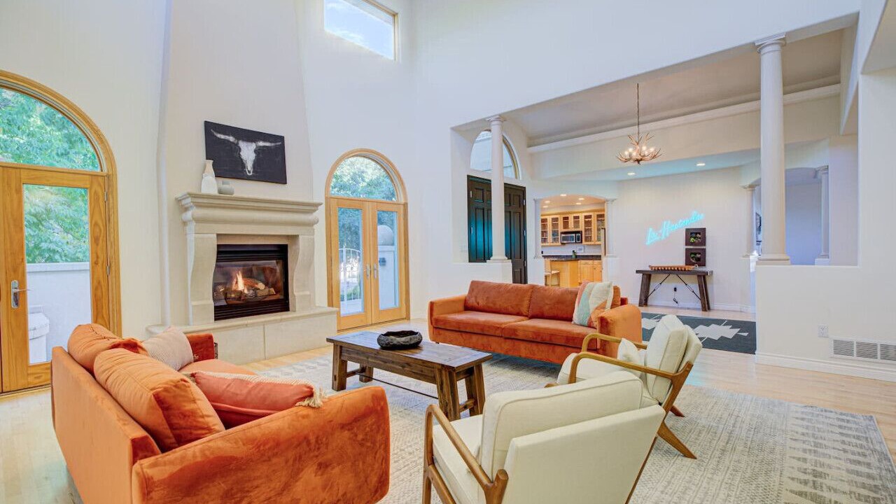 Photo of Livingroom in Applewood Villages