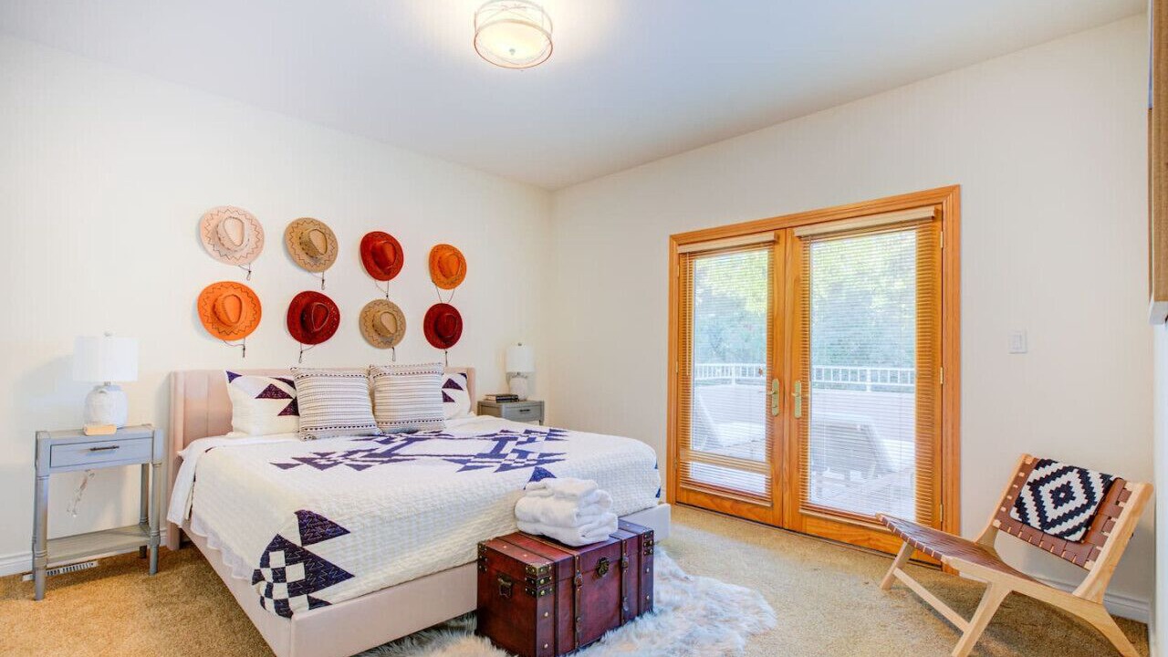 Photo of Bedroom in Applewood Villages