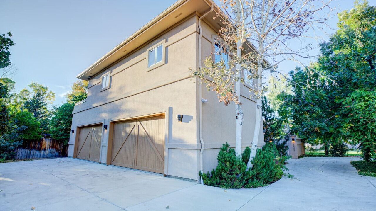 Photo of Outdoor in Applewood Villages