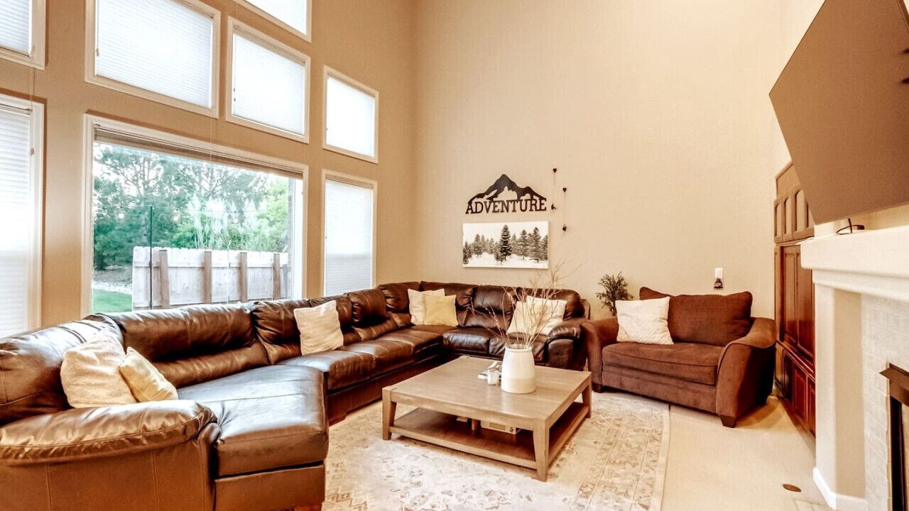 Photo of Livingroom in Centennial