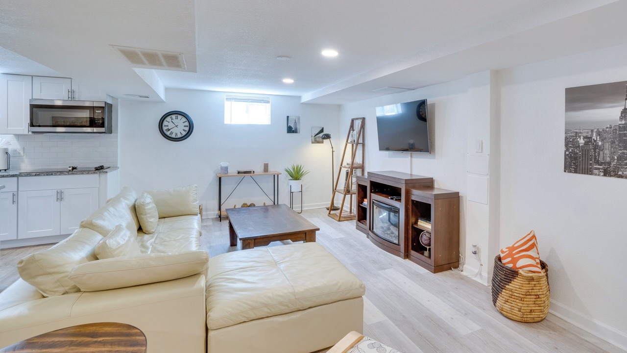 Photo of Livingroom in Castlewood