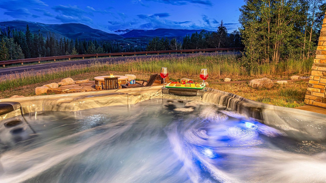 Photo of Outdoor in Rendezvous