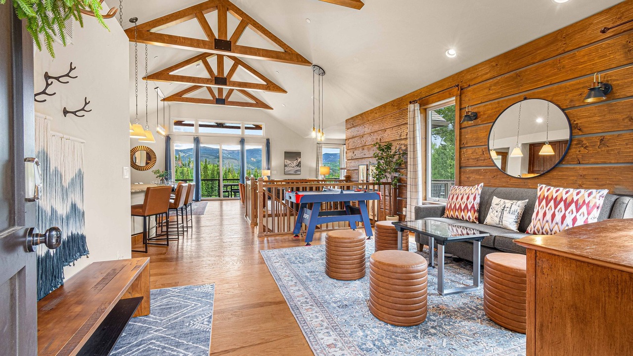 Photo of Livingroom in Rendezvous
