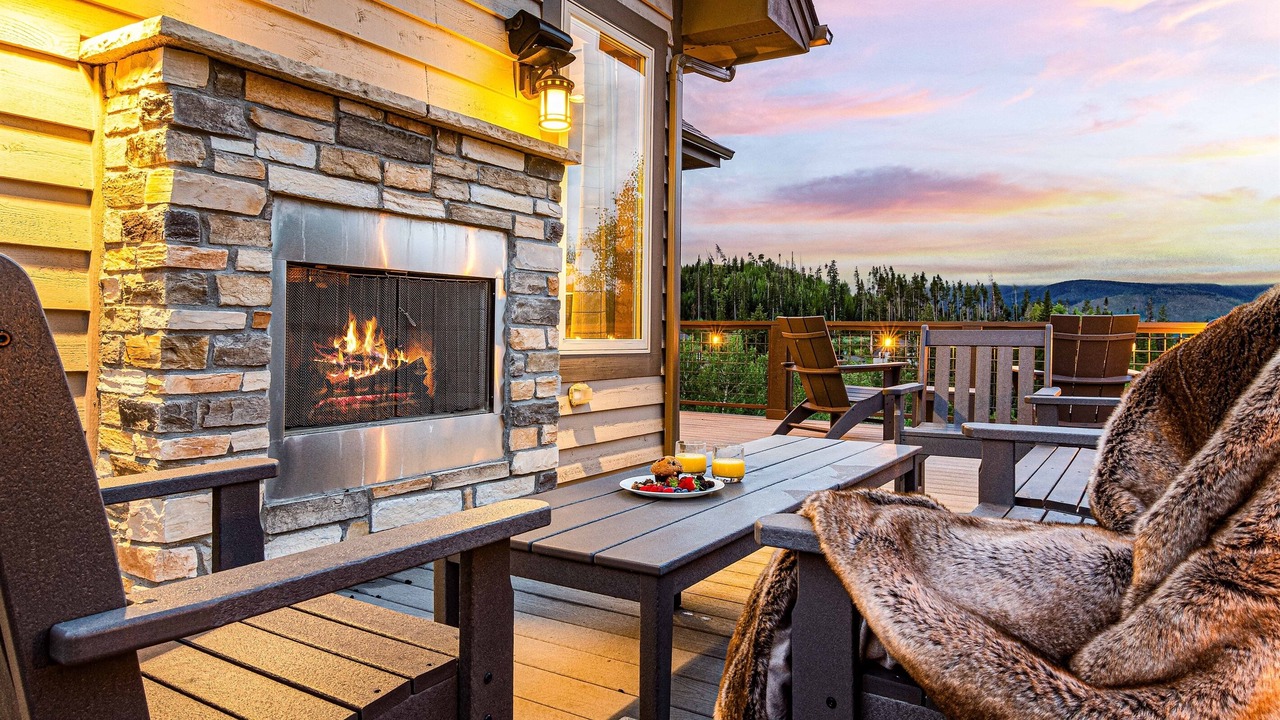 Photo of Outdoor in Rendezvous