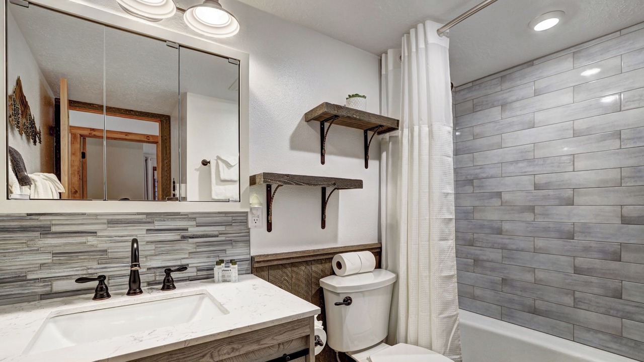 Photo of Bathroom in Warrior's Mark