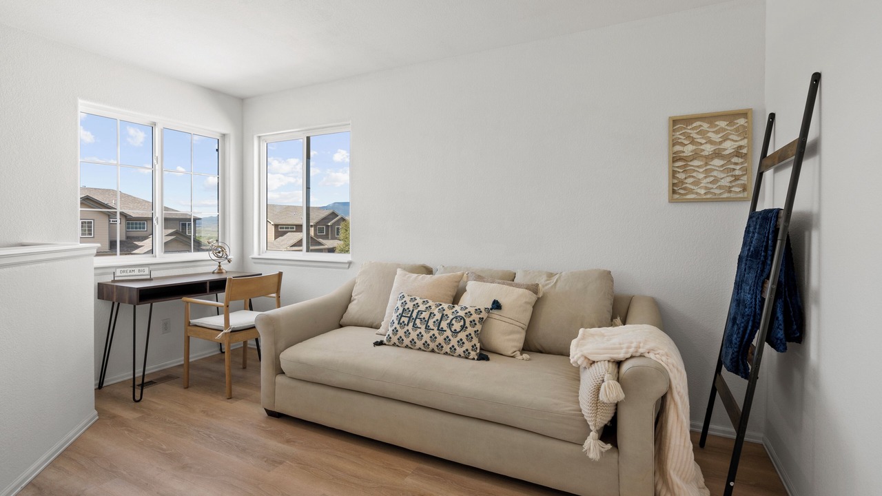 Photo of Livingroom in Security-Widefield