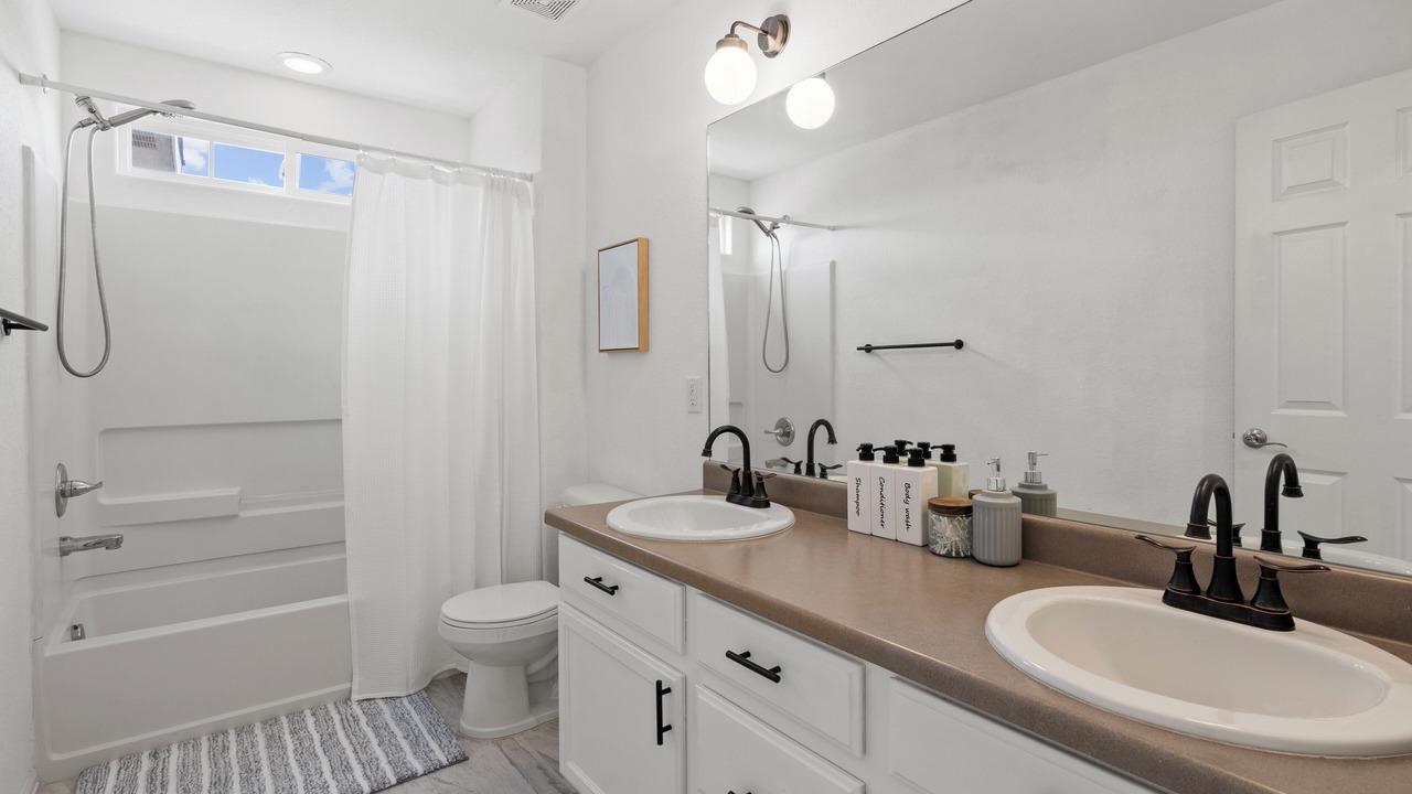 Photo of Bathroom in Security-Widefield