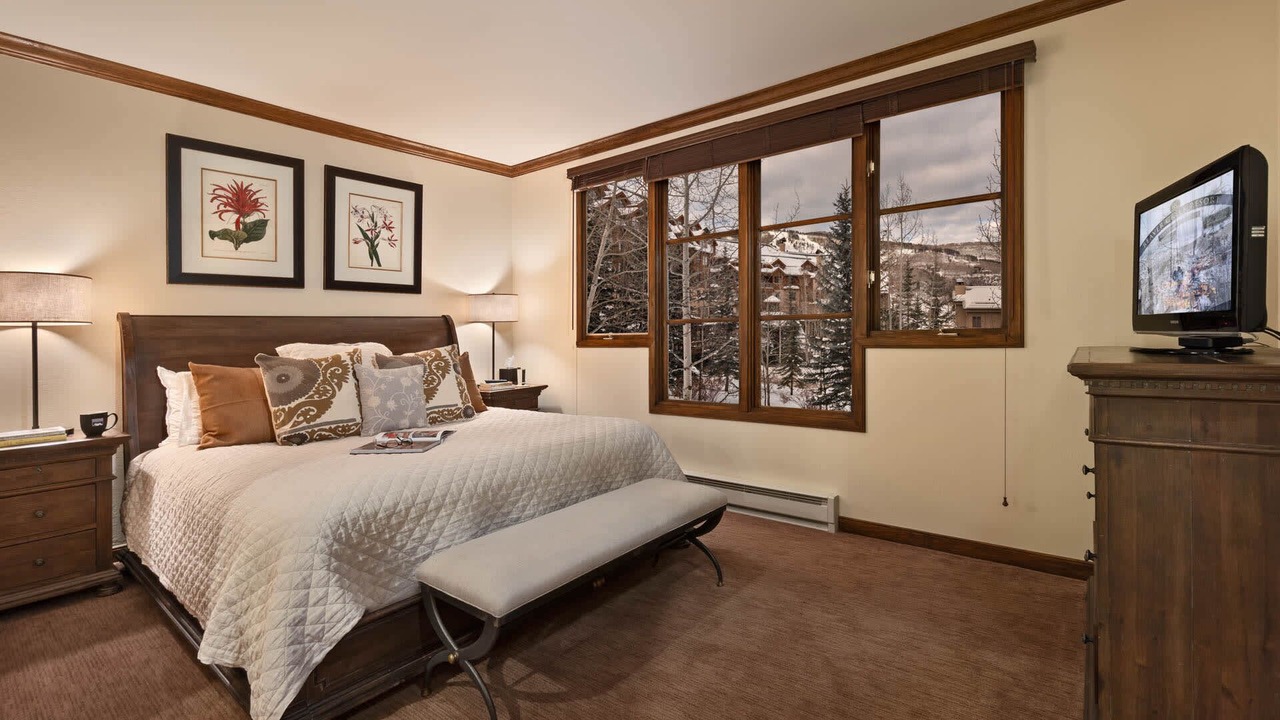 Photo of Bedroom in Highlands Townhomes