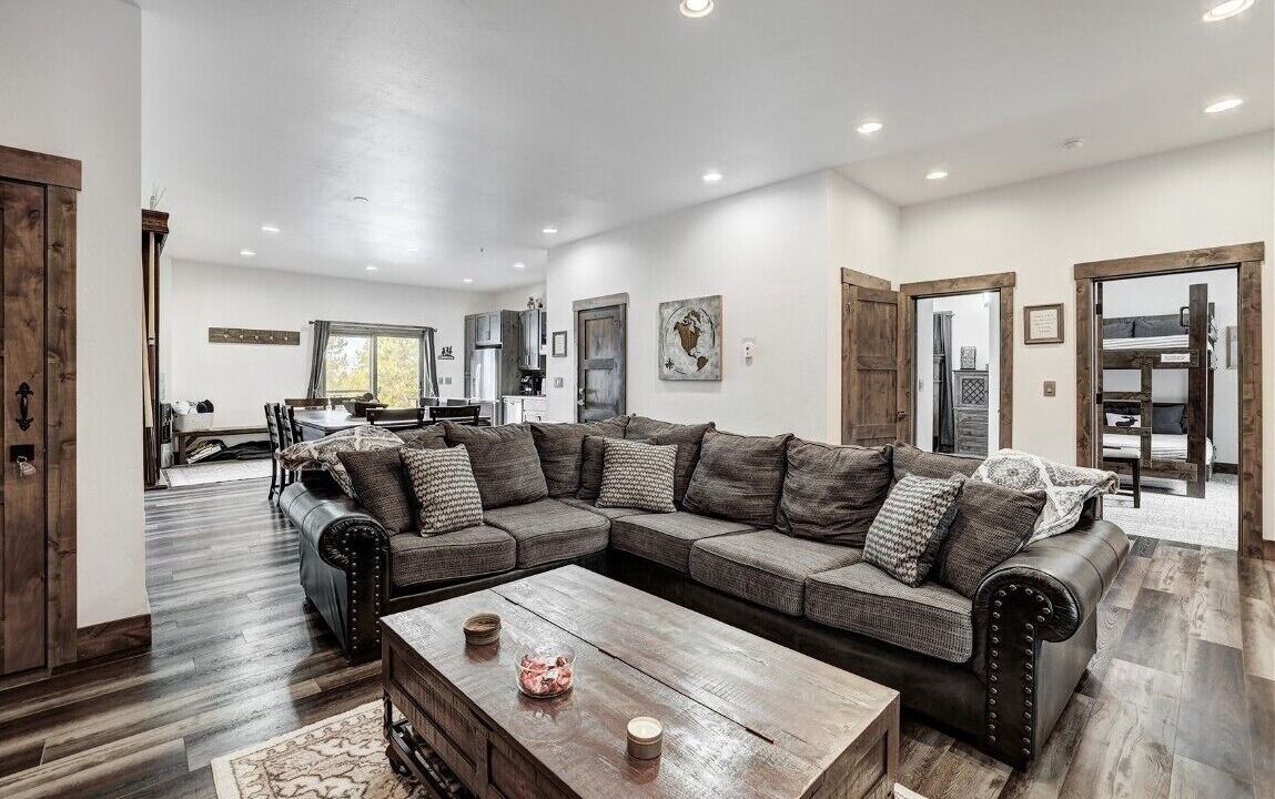 Photo of Livingroom in Dillon