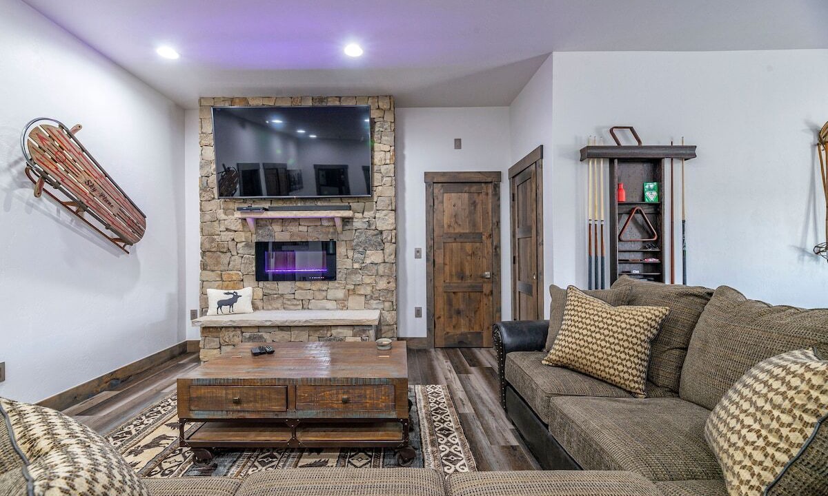 Photo of Livingroom in Dillon