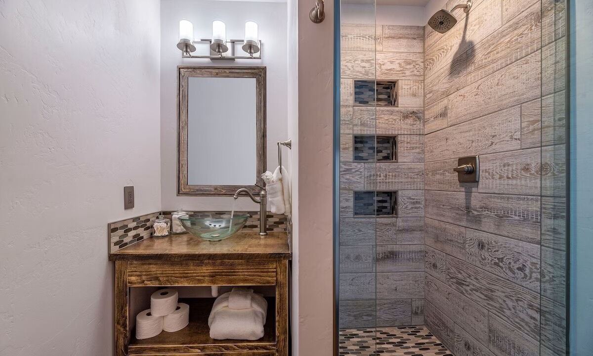 Photo of Bathroom in Dillon
