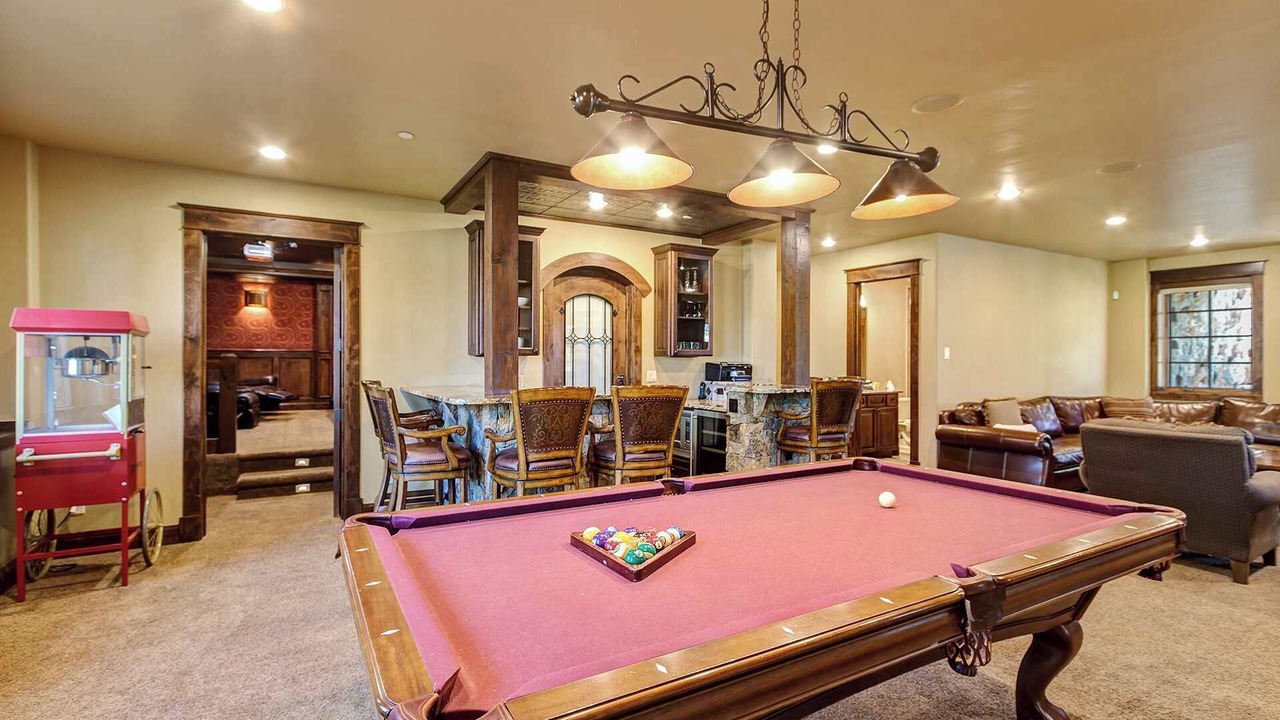 Photo of Livingroom in Boulder Ridge