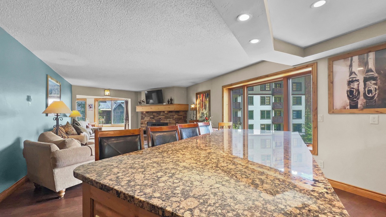 Photo of Livingroom in Copper Mountain Village