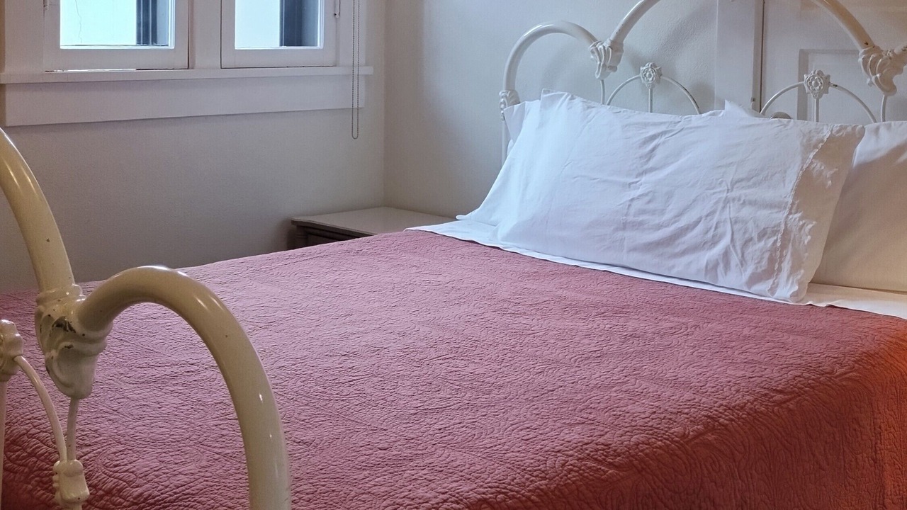 Photo of Bedroom in Delta