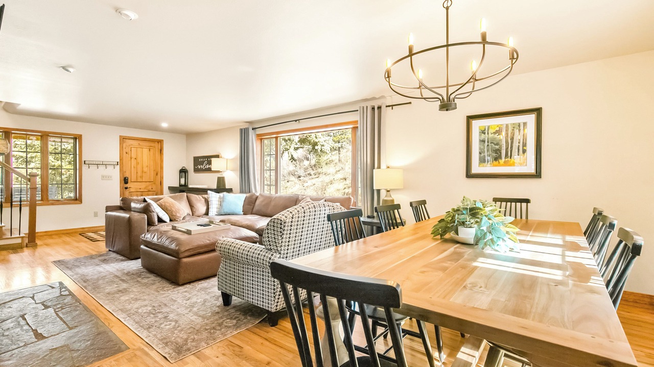 Photo of Livingroom in Cascade-Chipita Park