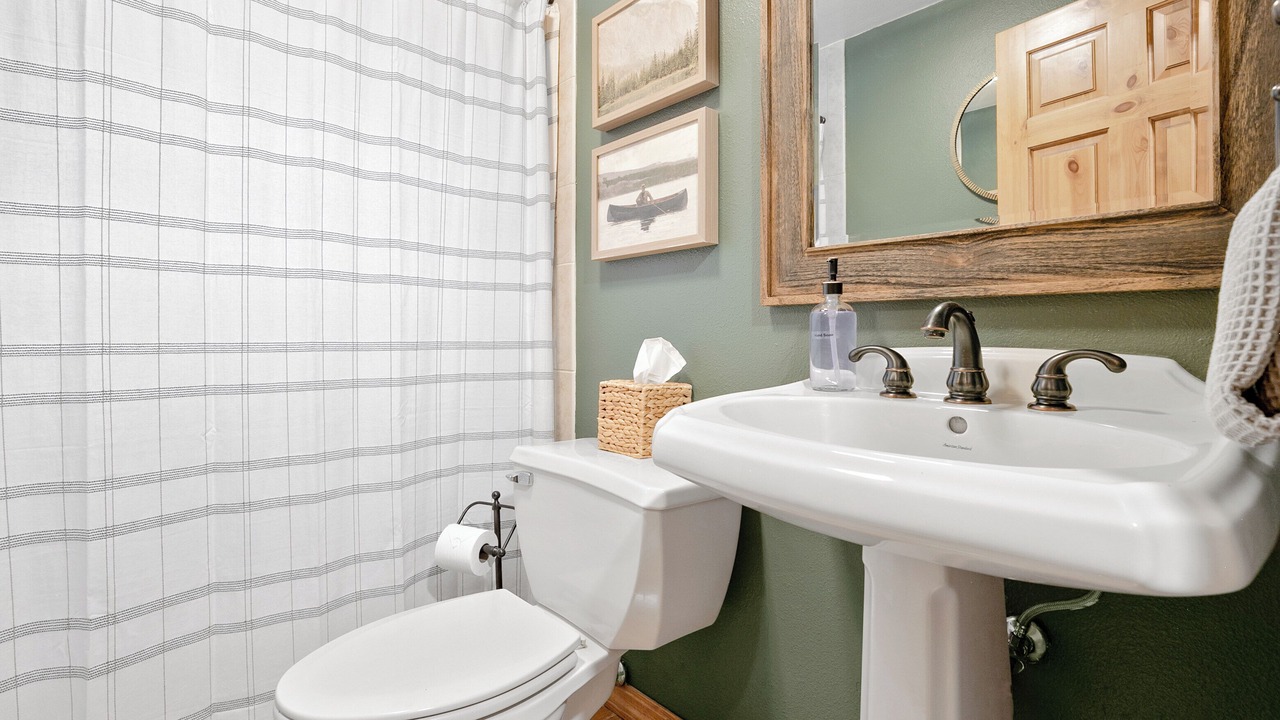 Photo of Bathroom in Cascade-Chipita Park