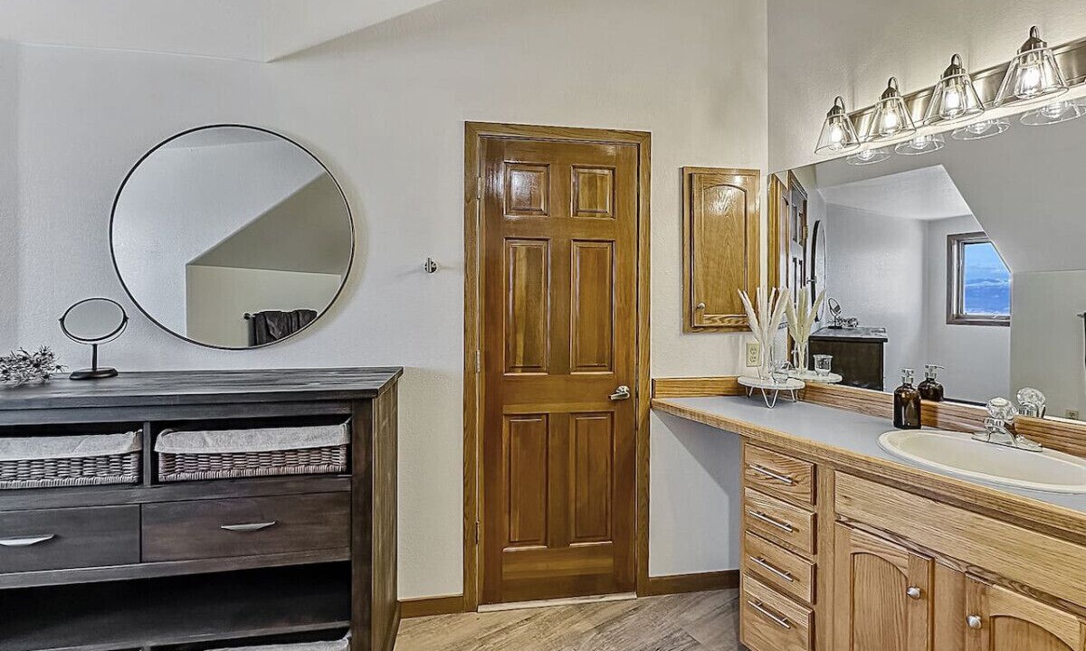 Photo of Bathroom in Lazear