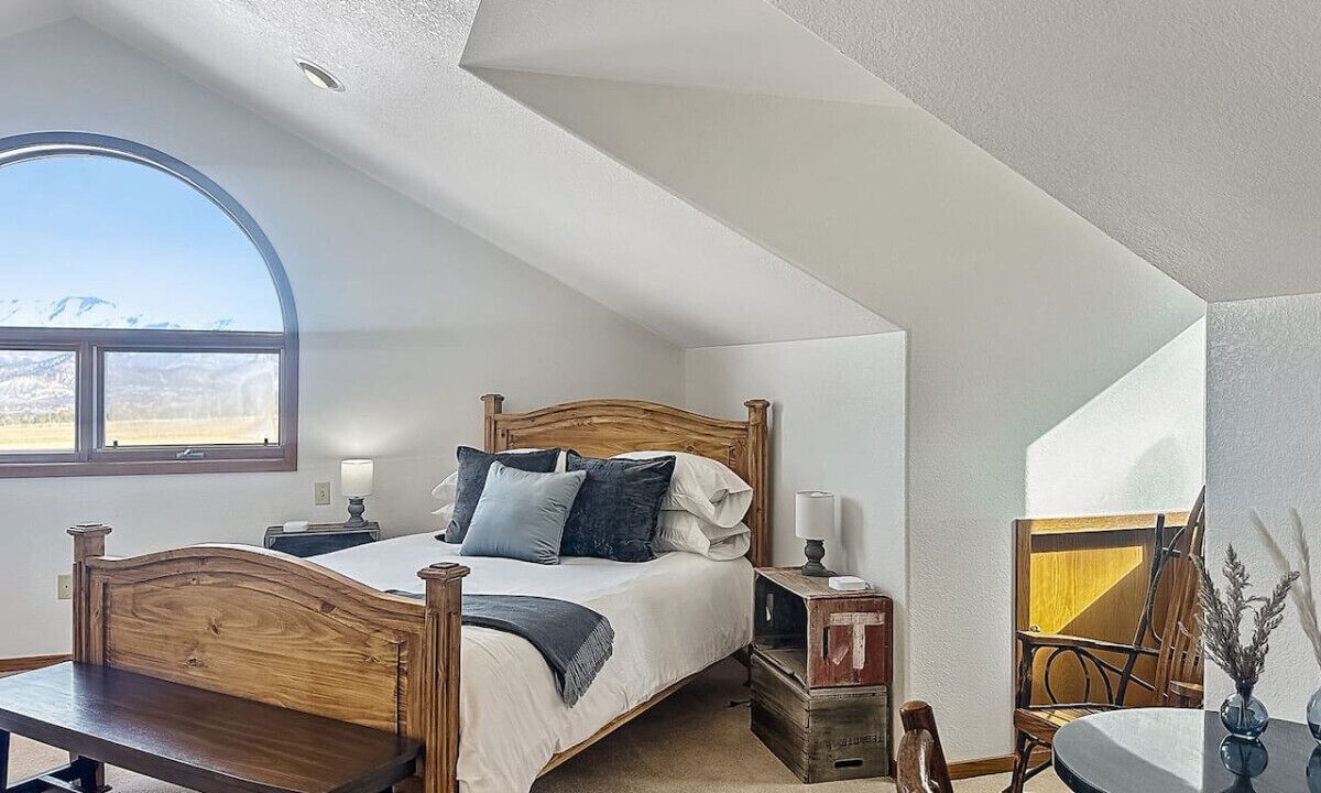 Photo of Bedroom in Lazear