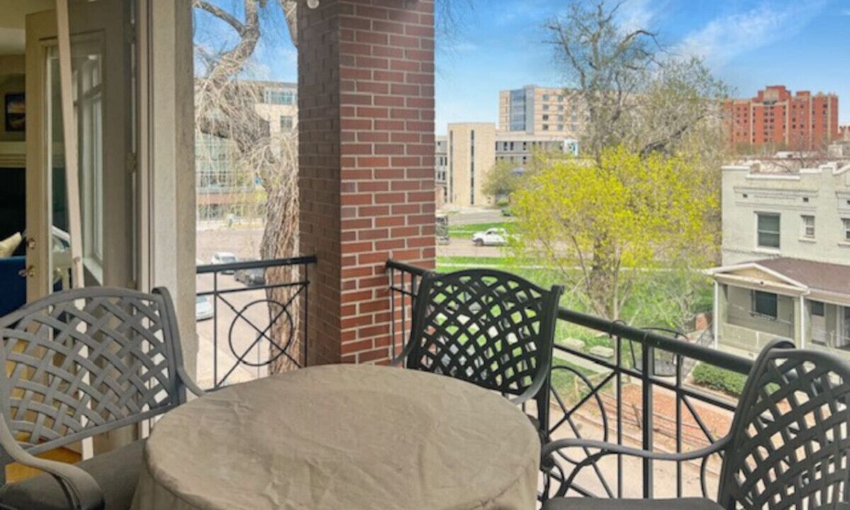 Photo of Outdoor in Uptown