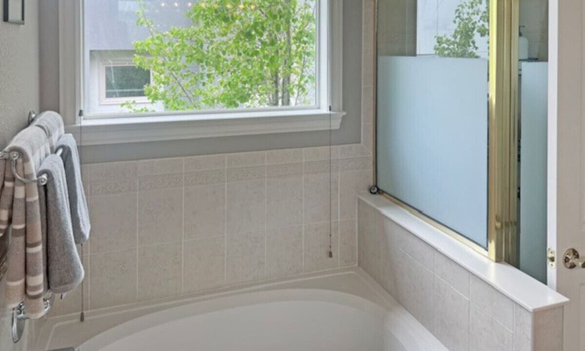 Photo of Bathroom in Uptown