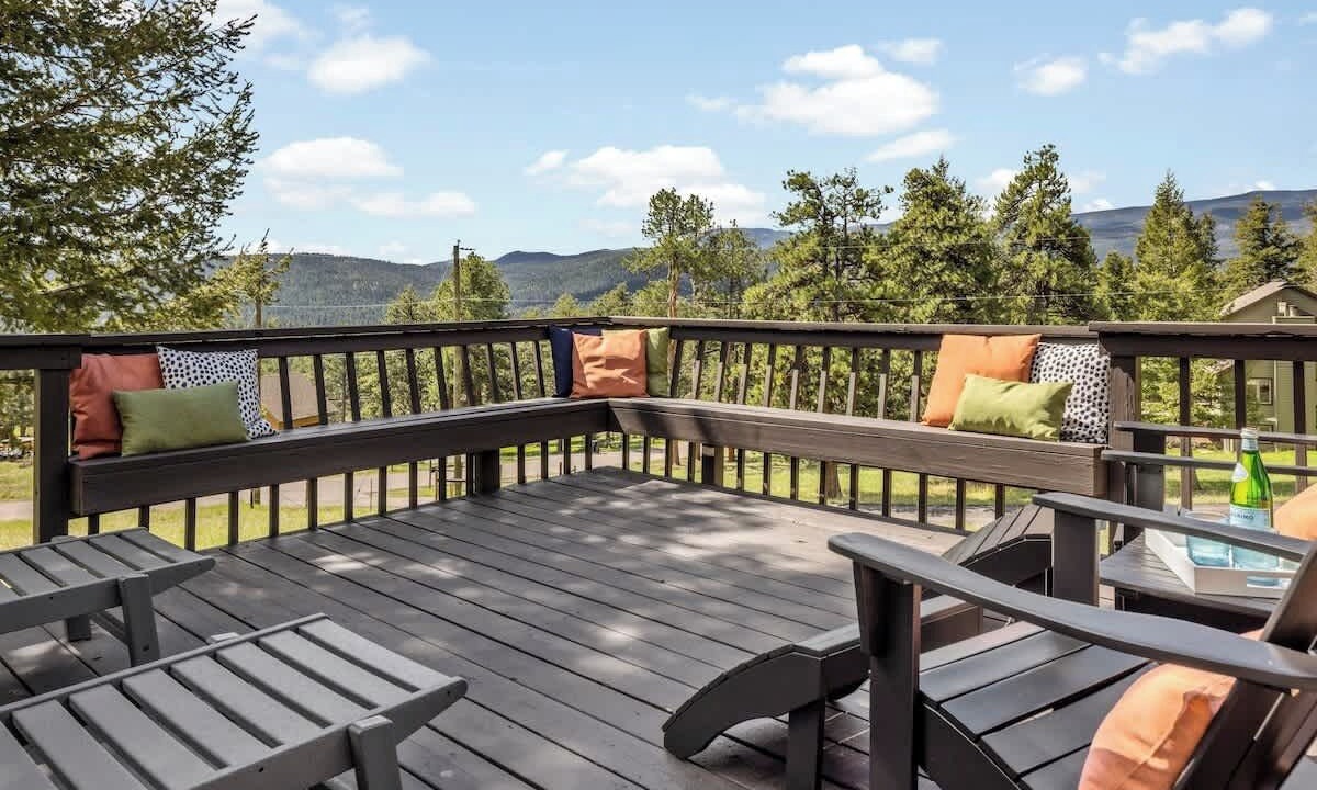 Photo of Patio Balcony in Evergreen