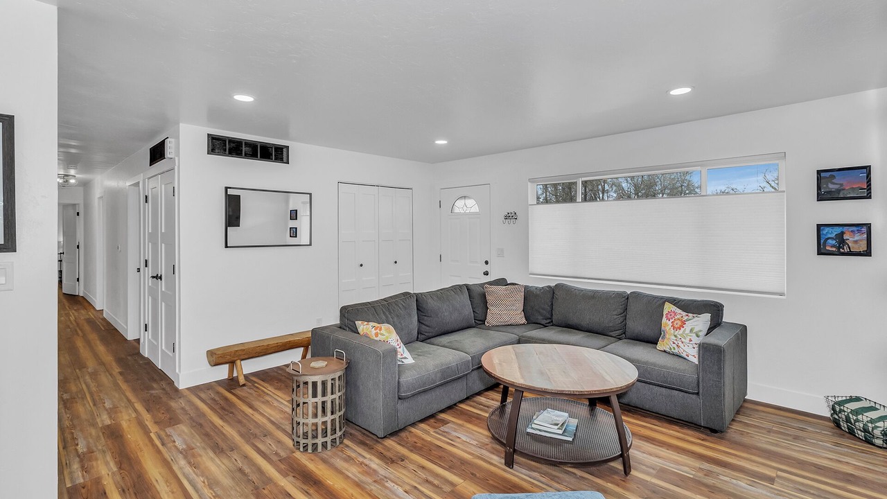 Photo of Livingroom in Fruita