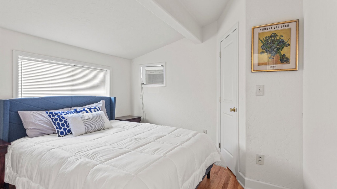 Photo of Bedroom in Englewood