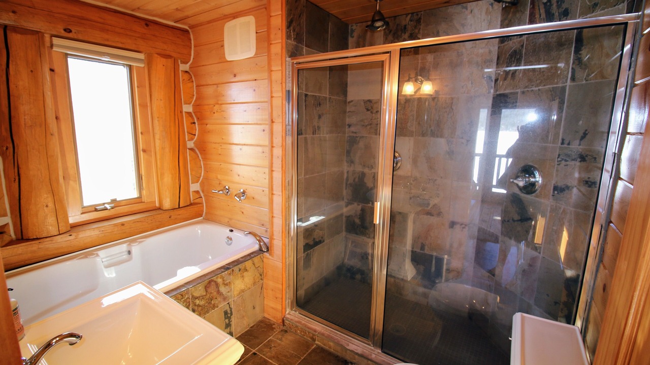 Photo of Bathroom in Grand Lake