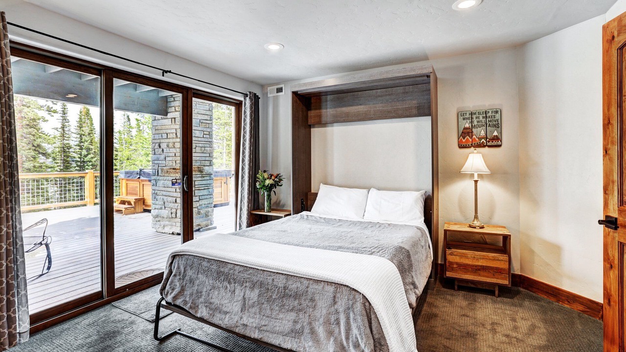 Photo of Bedroom in Quandary Village