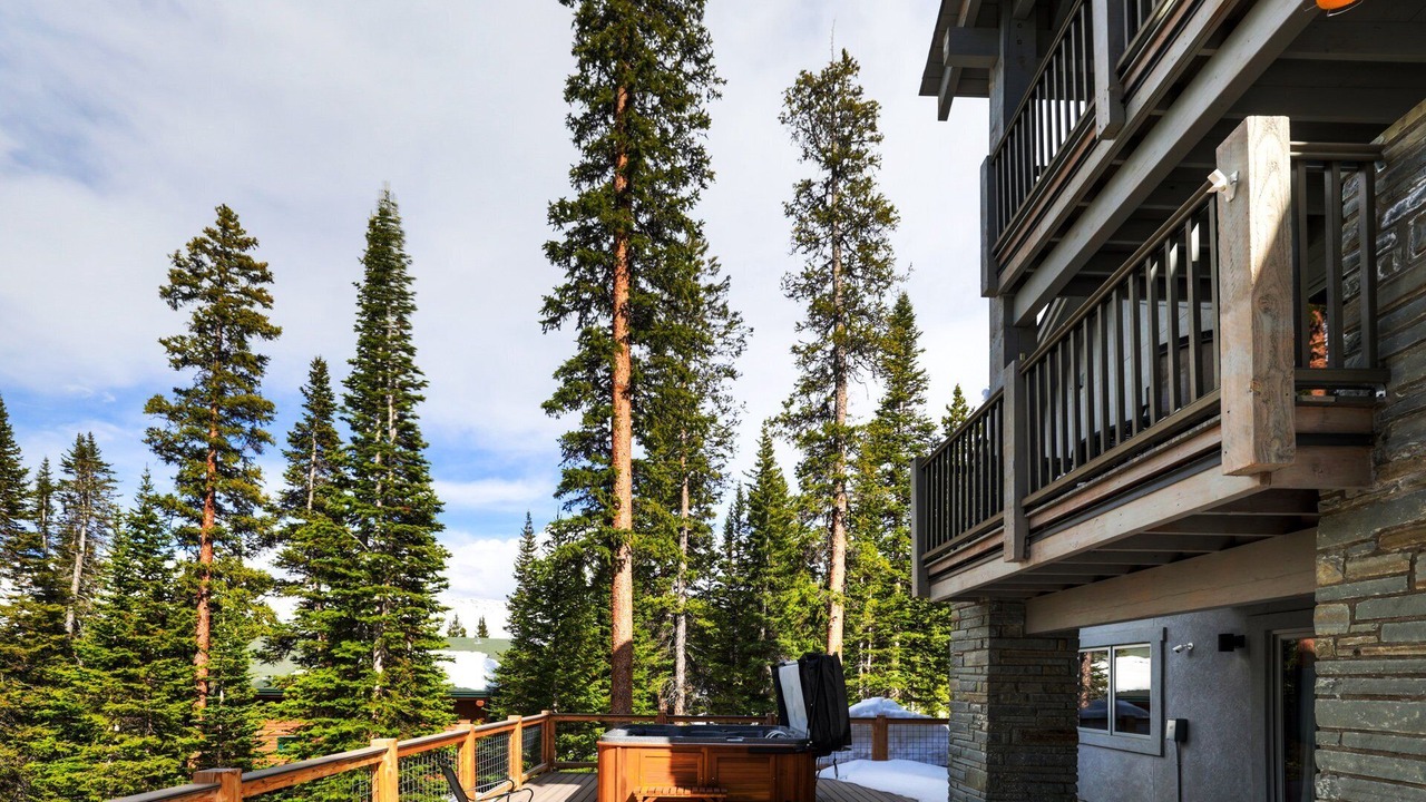 Photo of Outdoor in Quandary Village