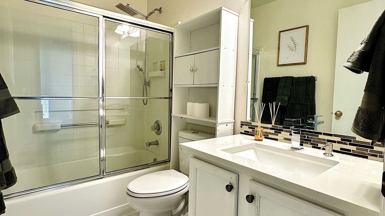 Photo of Bathroom in Aurora