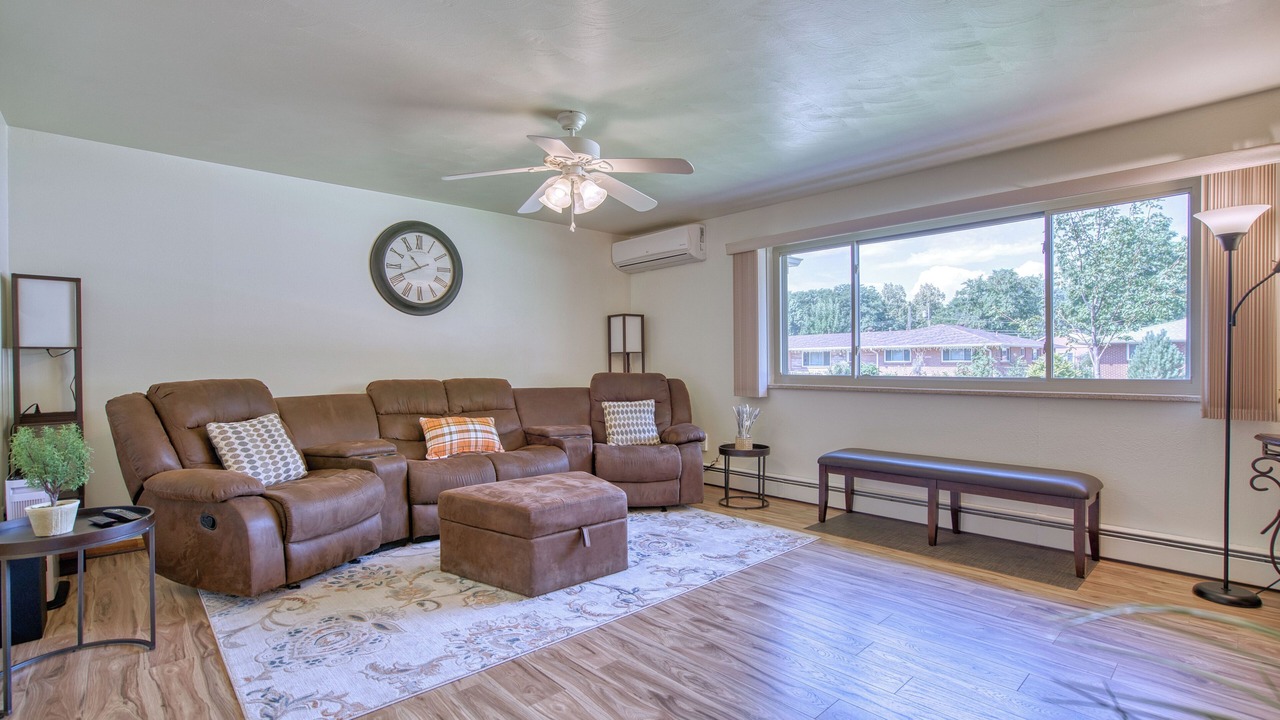 Photo of Livingroom in Longmont