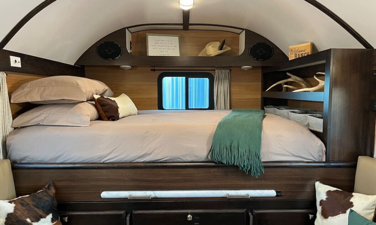 Photo of Bedroom in Lazear