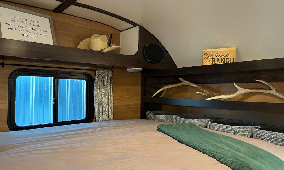 Photo of Bedroom in Lazear