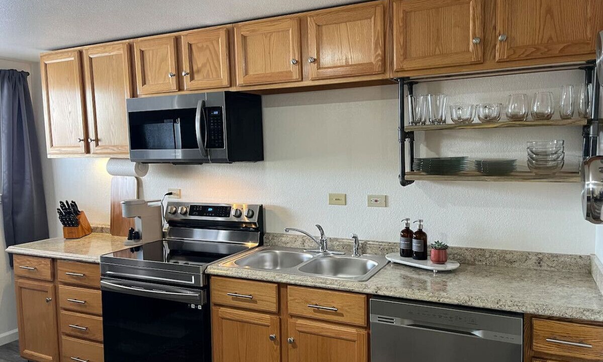 Photo of Kitchen in Lazear