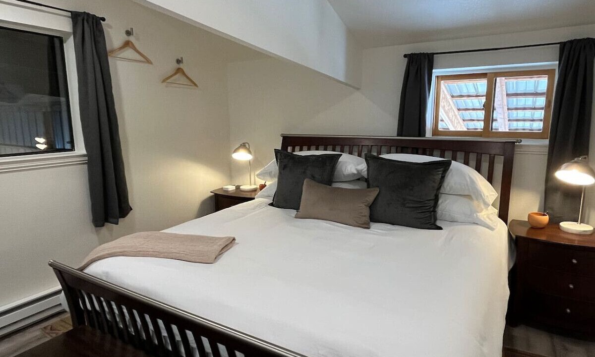 Photo of Bedroom in Lazear
