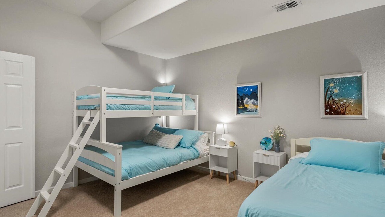 Photo of Bedroom in Bailey