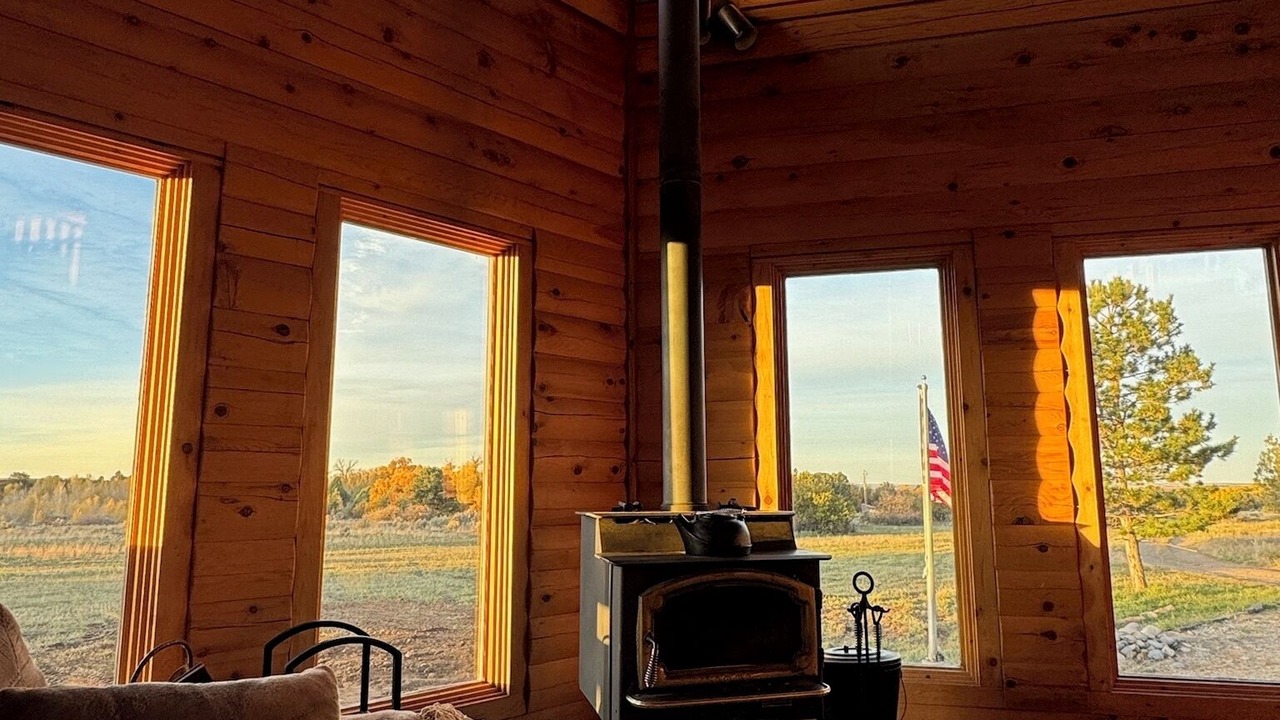Photo of Bedroom in Hesperus