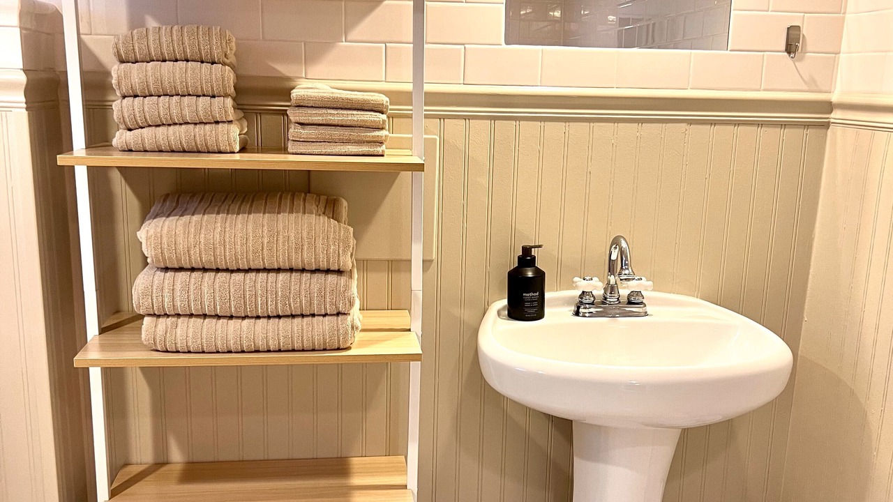 Photo of Bathroom in University Park