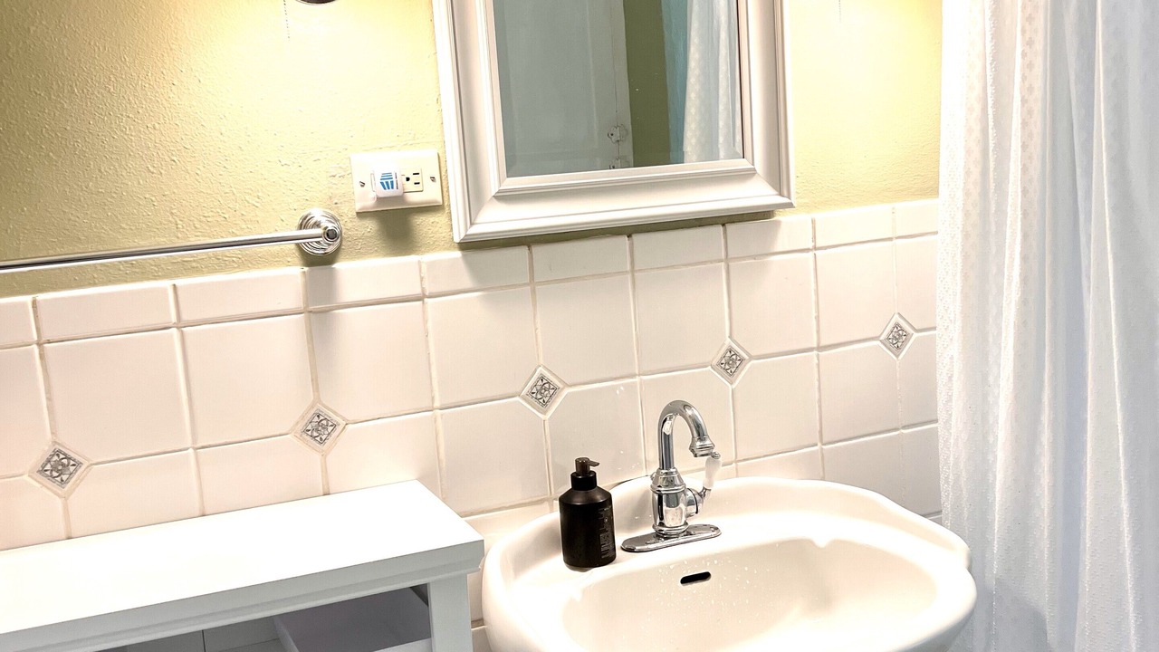 Photo of Bathroom in University Park