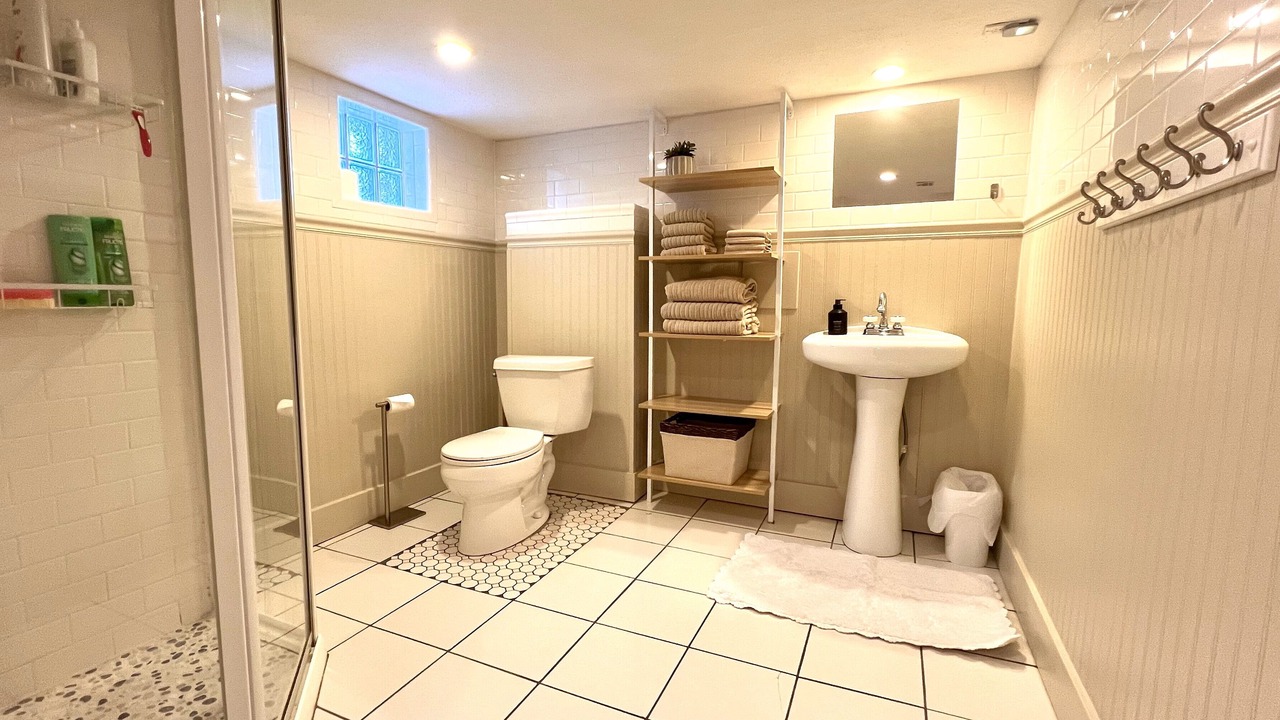 Photo of Bathroom in University Park