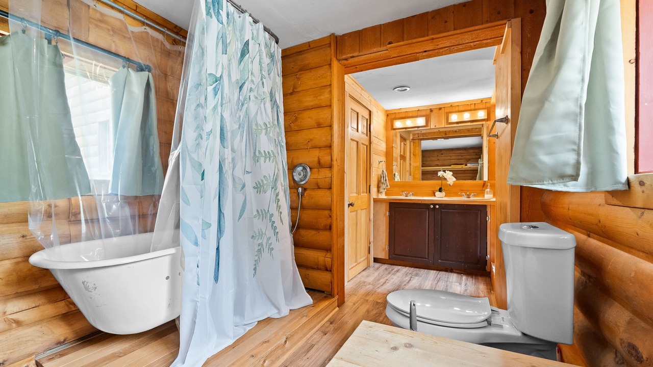 Photo of Bathroom in Leadville North