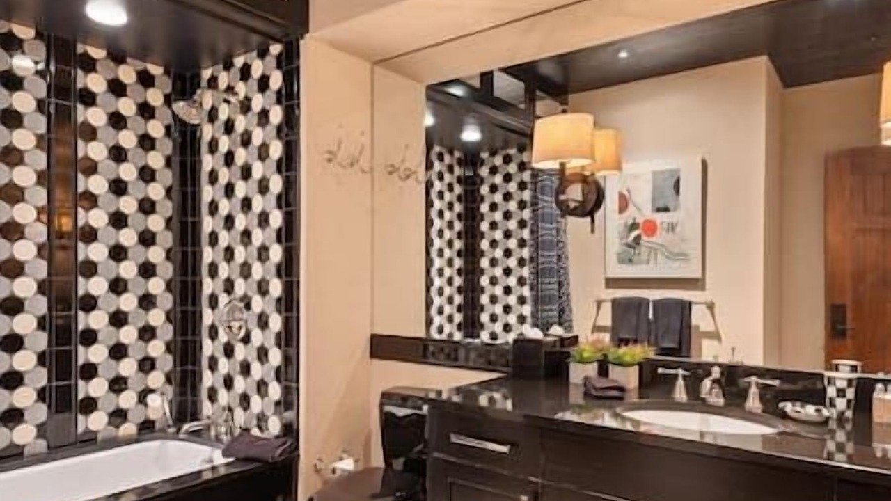 Photo of Bathroom in West End