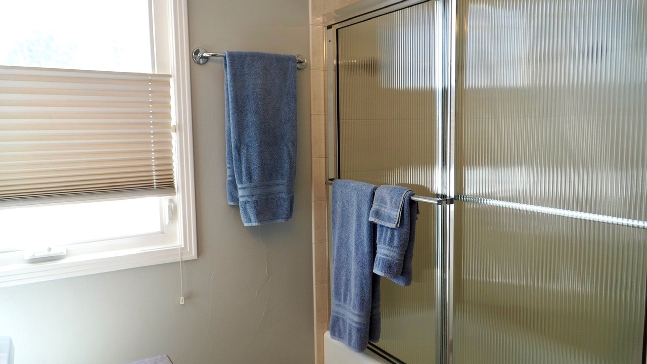 Photo of Bathroom in Mead